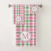 Preppy roze en groen geplakt monogram bad handdoek (Insitu)