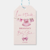 Preppy roze kleding op een lijn baby shower gunst cadeaulabel (Voorkant)
