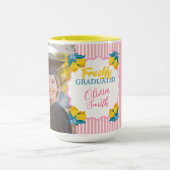 Preppy Roze Limonade Afstudeerfoto Klas Mok (Midden)