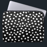 Preppy Stippen Modern Black White Animal Print Spo Laptop Sleeve<br><div class="desc">Dierafdrukken - zwarte en witte Dalmatische Stippen.</div>