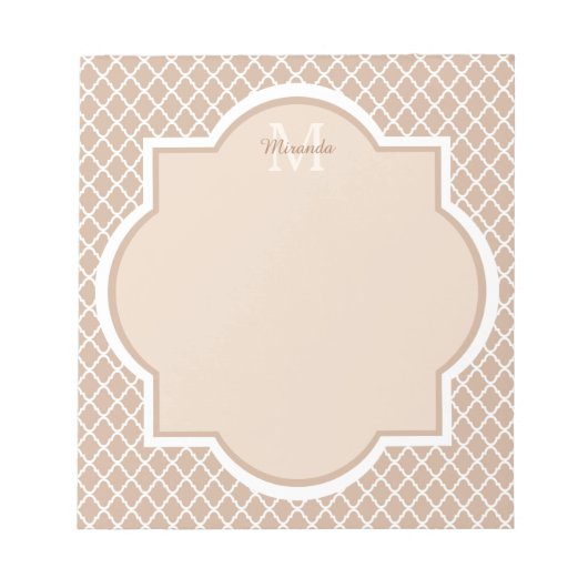 Preppy Tan Quatrefoil Mongogram met naam Notitieblok (Voorkant)