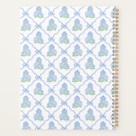 Preppy Trellis Bow Blue & Green Hydrangea Monogram Planner (Achterkant)