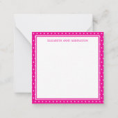 Preppy White Polka Dots op Helder Roze Monogram Notitiekaartje (Achterkant)