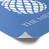 Preppy Witte Ananas op Blauwe Achtergrond Poster (Hoek)