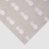 Preppy Witte Ananassen op Beige Tissuepapier (Detail)