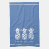 Preppy Witte Ananassen op Blauw Theedoek (Verticaal)