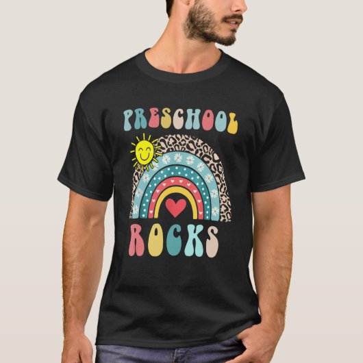 Preschoolse Rocks Cute Rainbow Heart, eerste dag S T-shirt (Voorkant)