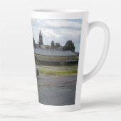 Prescott Fountain, Halifax Latte Mok (Rechts)