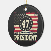 President Amerikaanse vlag 47 Harris Walz Keramisch Ornament (Links)