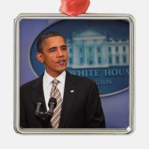 President Barack Obama doet een aankondiging Metalen Ornament