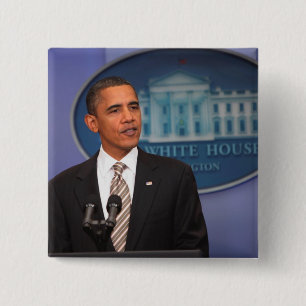 President Barack Obama doet een aankondiging Vierkante Button 5,1 Cm