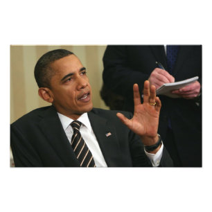 President Barack Obama spreekt met de pers Foto Afdruk