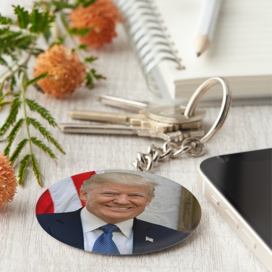 President Donald Trump 2017 Officieel portret Sleutelhanger (Zijkant)