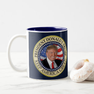 President Donald Trump 2020 Keep America Great Ame Tweekleurige Koffiemok
