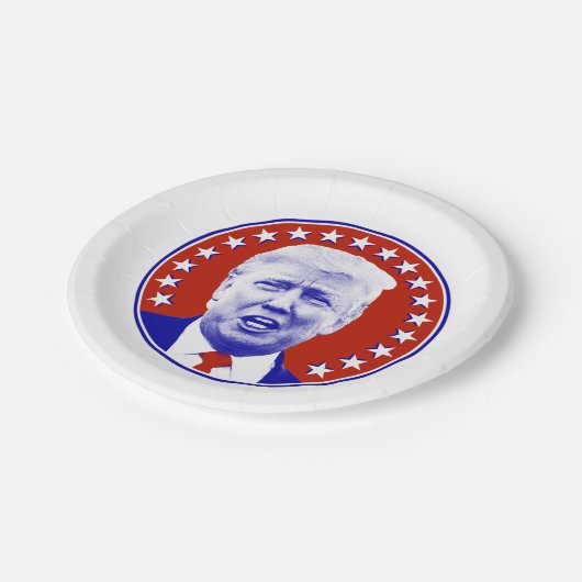President Donald Trump in het rood Papieren Bordje (Gekanteld)
