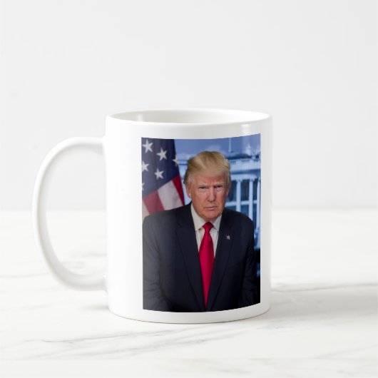 President Donald Trump Koffiemok (Links)
