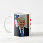 President Donald Trump Koffiemok (Links)
