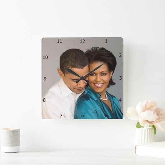 PRESIDENT EN MRS OBAMA VIERKANTE KLOK (Huis)