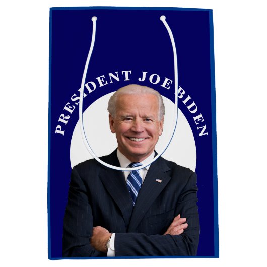 President Joe Biden-portret op blauw Medium Cadeauzakje (Voorkant)