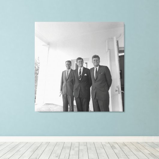 President John Kennedy & Brothers Amerikaanse Came Canvas Afdruk (Insitu (Houten vloer))