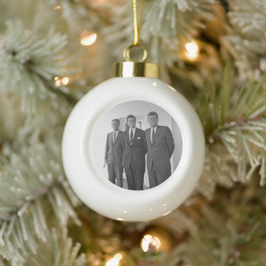 President John Kennedy & Brothers Amerikaanse Came Keramische Bal Ornament (Boom)