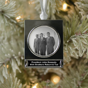 President John Kennedy & Brothers Amerikaanse Came Verzilverd Banner Ornament