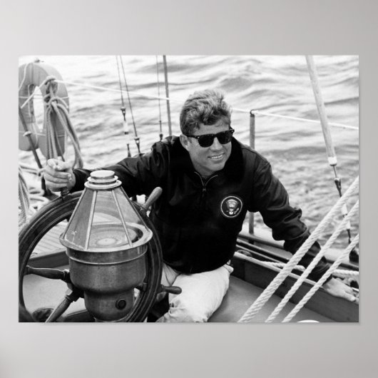 President John Kennedy Sailing Poster (Voorkant)
