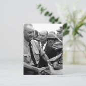 President Lyndon B. Johnson greets Amerikaanse tro Briefkaart (Staand voorkant)