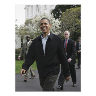 President Obama gaat naar de basketbalcursus Foto Afdruk