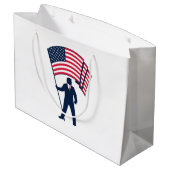 President Trump Draagt de Vlag van de VS Groot Cadeauzakje (Achterkant Gekanteld)