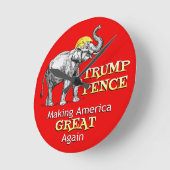 President Trump Elephant Making America Ronde Klok (Hoek)
