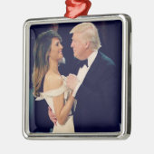 President Trump en Melania Dancing Metalen Ornament (Links)
