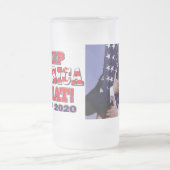 President Trump Hugs Vlag VS Matglas Bierpul (Center)