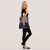 President Trump Ik Ben Terug Tote Bag (Op model)