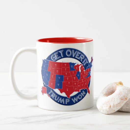 President Verkozen Trump Won Red White Blue Coffe  Tweekleurige Koffiemok (Met donut)