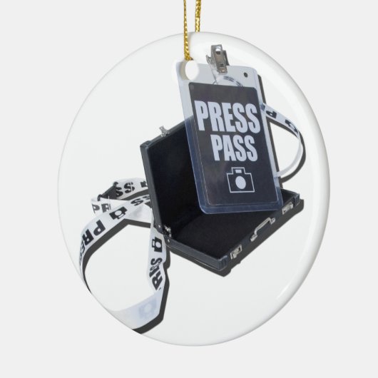 PressPassBriefcase.png Keramisch Ornament (Links)