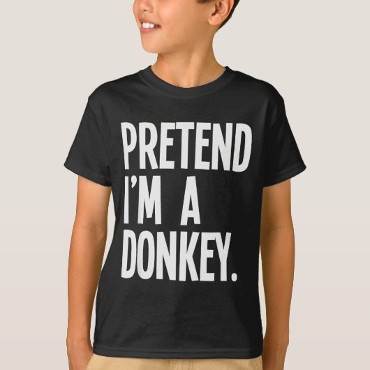 Pretend I'm A Funny Halloween Party Costume  T-shirt (Voorkant)