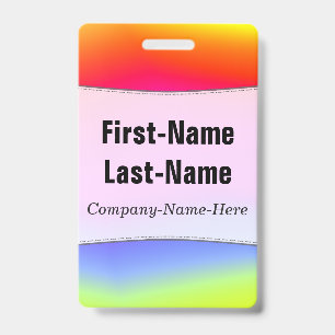 Pretentieloze regenboogachtige veelkleurige patroo badge