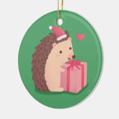 Prettig kerstfeest egel met cadeau keramisch ornament (Links)