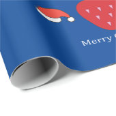 Prettig kerstfeest grote rode aardbei en kerstmann cadeaupapier (Rol Hoek)