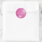 Prettig kerstfeest Roze Witte Sneeuwvlok Minimalis Ronde Sticker (Tas)