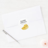 Prettig Pasen met klein gele kuiken Ronde Sticker (Envelop)
