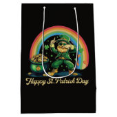 Prettig St. Patrick's Day Grappige Leprechaun Medium Cadeauzakje (Achterkant)