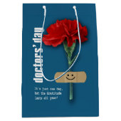 Prettige doktersdag. Aangepaste naam Medium Cadeauzakje (Voorkant)