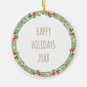 Prettige feestdagen 20XX Familienaam Krans Bessen Keramisch Ornament (Voorkant)