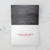 prettige feestdagen buffelvlecht op grijs hout kaart (Binnen)