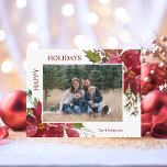 Prettige feestdagen Elegante kerstbloemen Briefkaart<br><div class="desc">Mooie familiekaart met handgeschilderde waterverf poinsettia boeketbloemen en hulst in groene en diepe bessenrode kleuren. Eenvoudig te bewerken kaart door uw familie Foto / afbeelding en tekst toe te voegen. PRETTIGE FEESTDAGEN - kan worden veranderd in MERRY CHRISTMAS. Maakt geweldige kaarten om te sturen naar familie en vrienden tijdens de...</div>