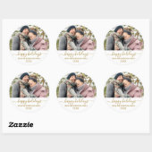 Prettige feestdagen Gold White Script Paar Foto Ronde Sticker (Vel)