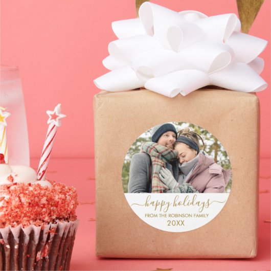 Prettige feestdagen Gold White Script Paar Foto Ronde Sticker (Feest)