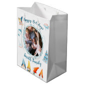 prettige feestdagen kerstcadeautassen met Elves Medium Cadeauzakje (Achterkant Gekanteld)